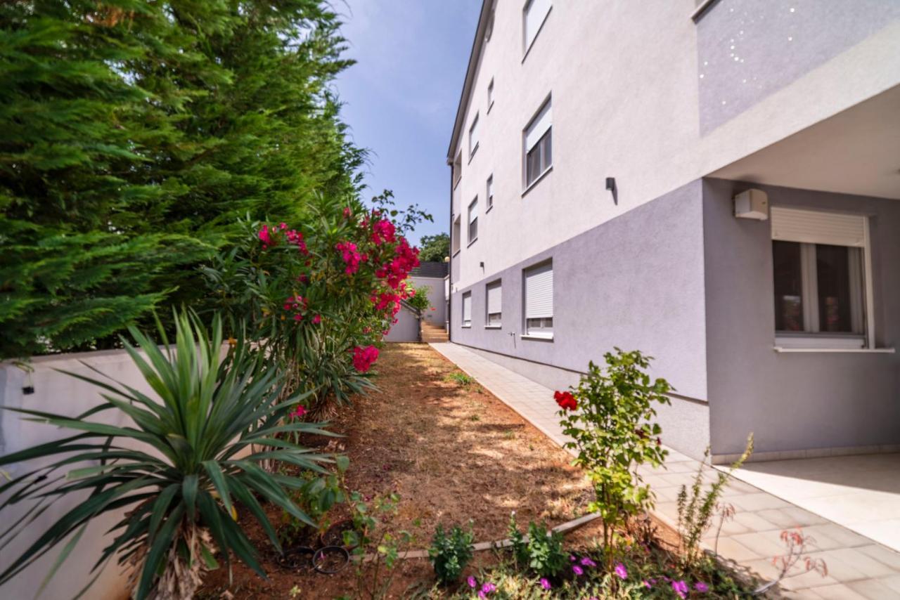 Apartments Adriana Pula Buitenkant foto
