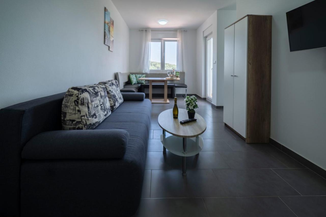 Apartments Adriana Pula Buitenkant foto